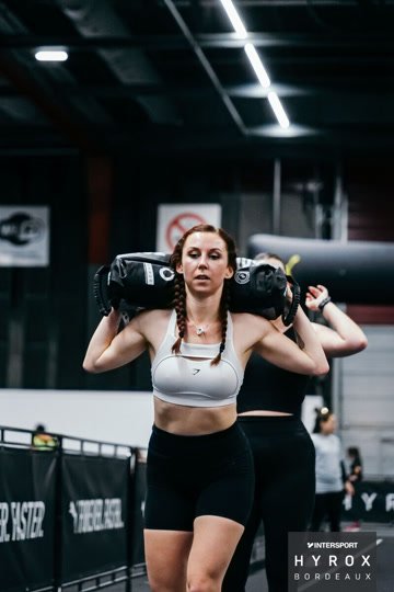 Marine Valet en compétition de fitness